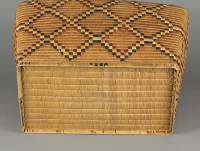 Fraser%20River%20artist%2C%20%3Cb%3E%3Ci%3E%20Storage%20Basket%20with%20Lid%3C%2Fi%3E%3C%2Fb%3E%2C%20ca.%201900%2C%20cedar%20and%20beargrass%2C%20The%20Elizabeth%20Cole%20Butler%20Collection%2C%20no%20known%20copyright%20restrictions%2C%202012.97.14